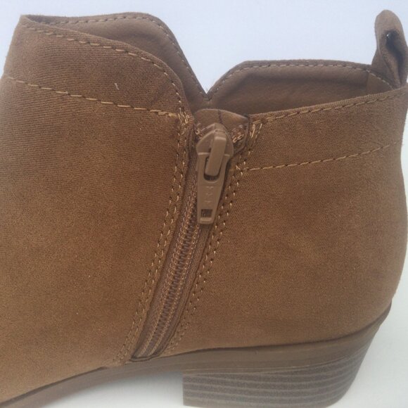 Time  & Tru Boots Sz 8.5 Womens Brown Ankle-high Memory Foam Zip Sides Excellent - Picture 9 of 13